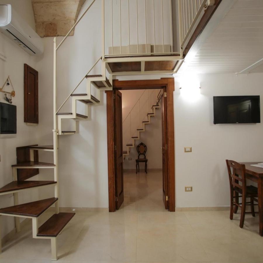Lo Scrigno Barocco Bed & Breakfast Lecce Bagian luar foto
